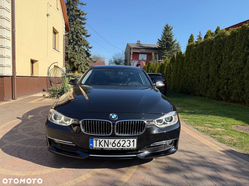 BMW Seria 3 320d Efficient Dynamic Edition Luxury Line - 7