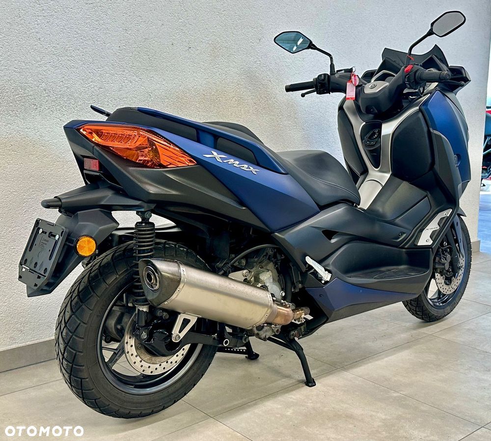 Yamaha X-max - 6
