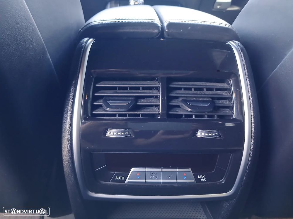 BMW X5 45 e xDrive Pack M - 27