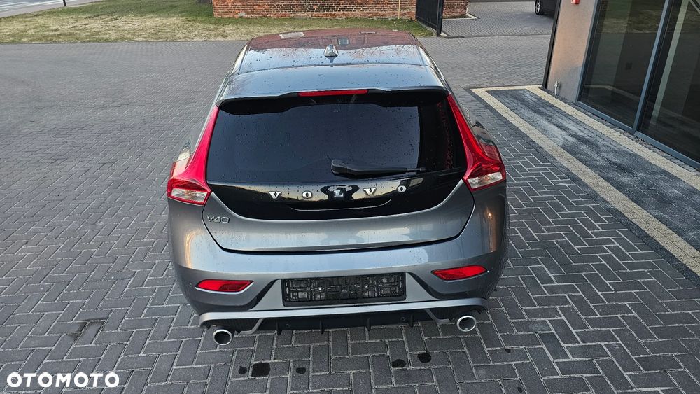 Volvo V40 D2 Drive-E R-Design Momentum - 28