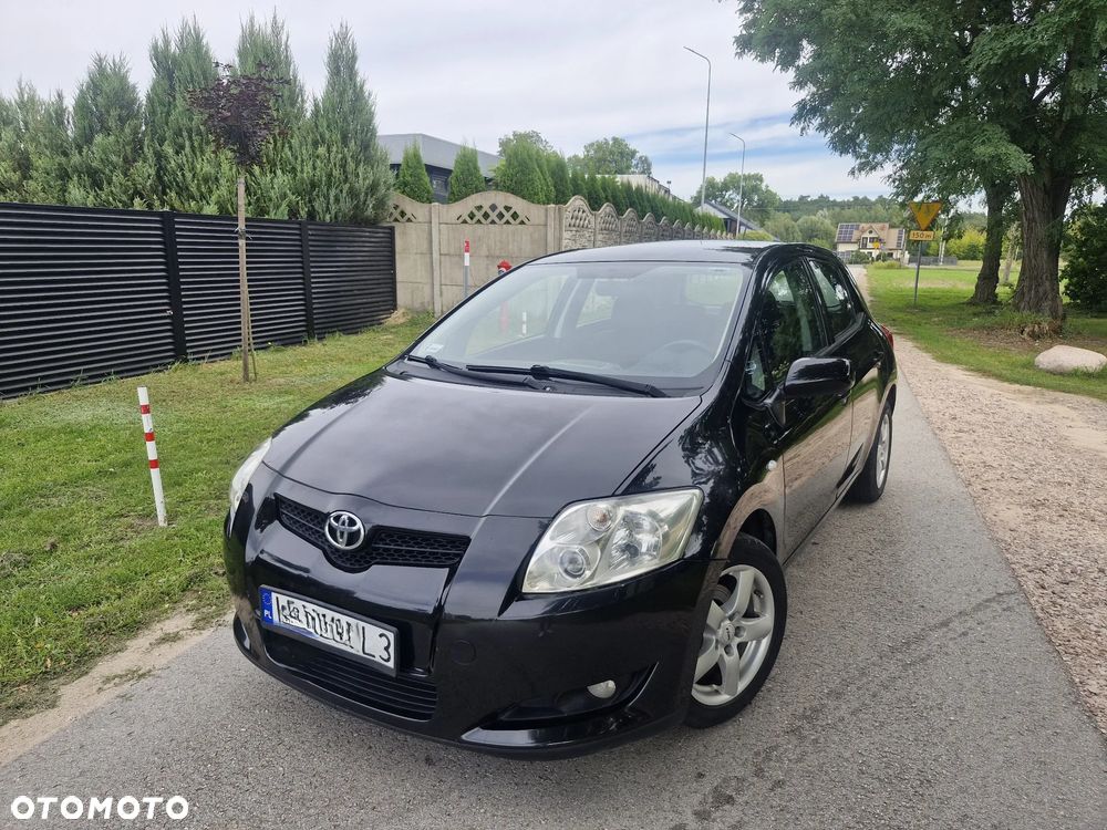 Toyota Auris 1.6 VVT-i Executive - 3