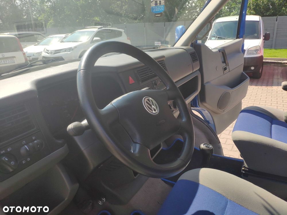 Volkswagen Multivan - 6