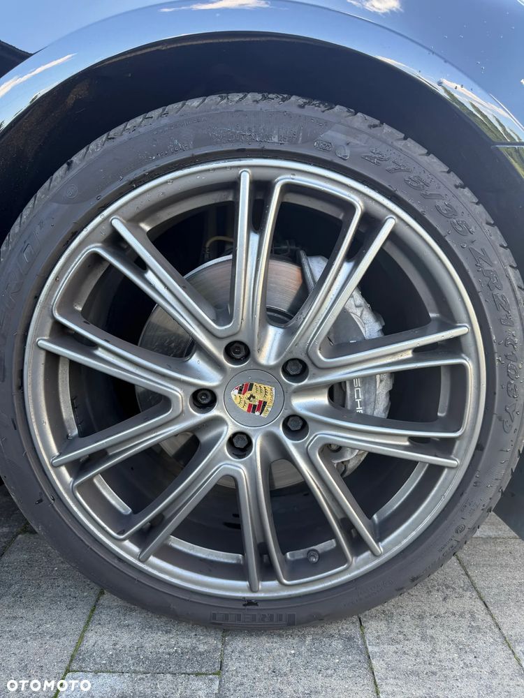 Porsche Panamera 4 - 21