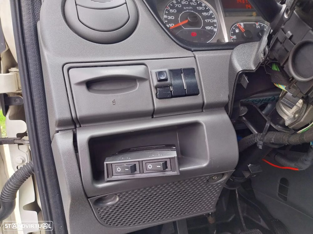 Iveco C30C REBOQUE - 12