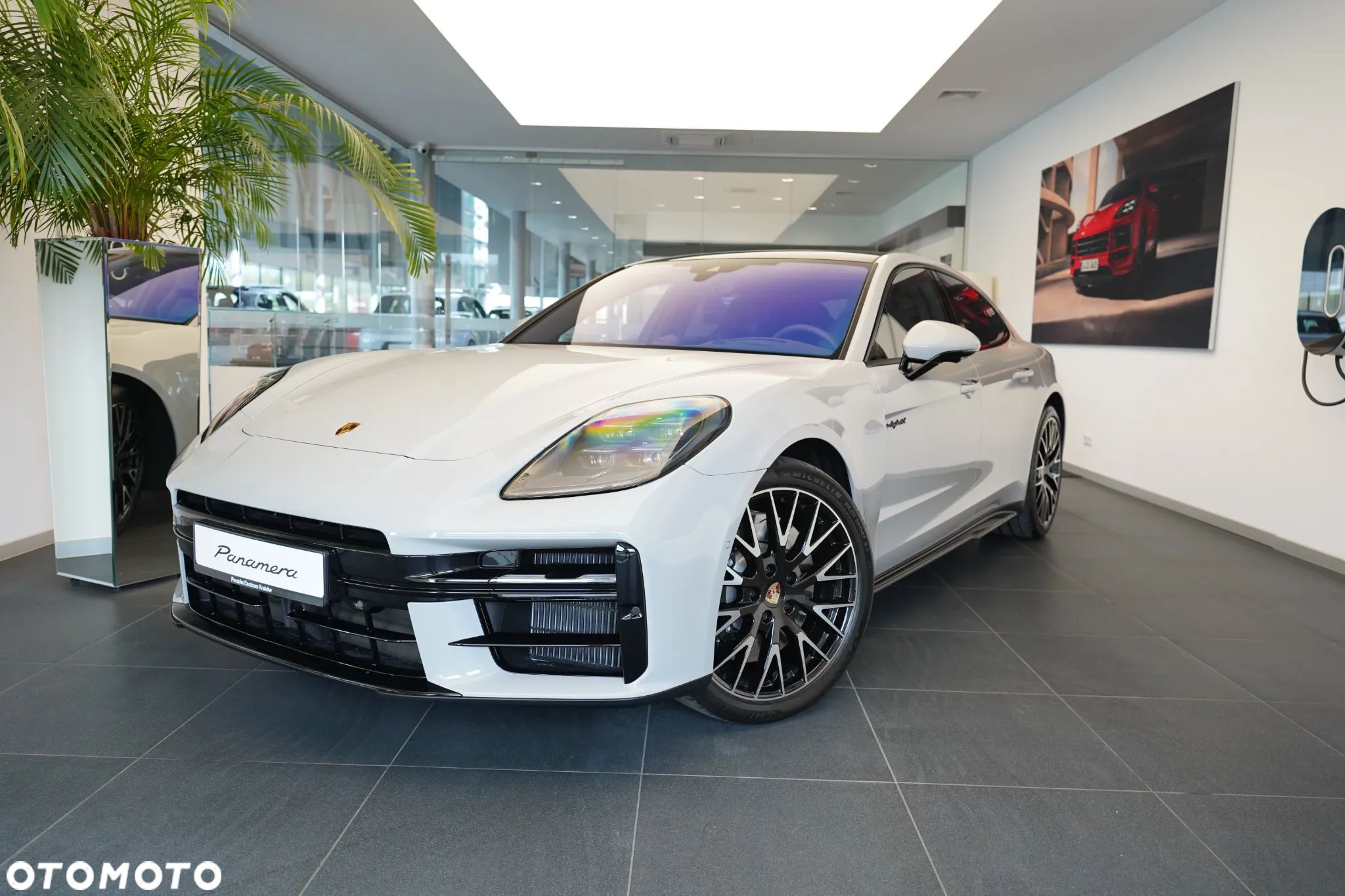Porsche Panamera 4S E-Hybrid - 1