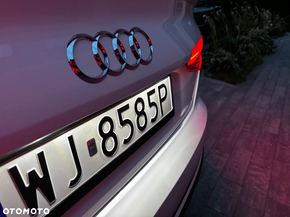 Audi A4 Limousine 40 TFSI S tronic design - 12