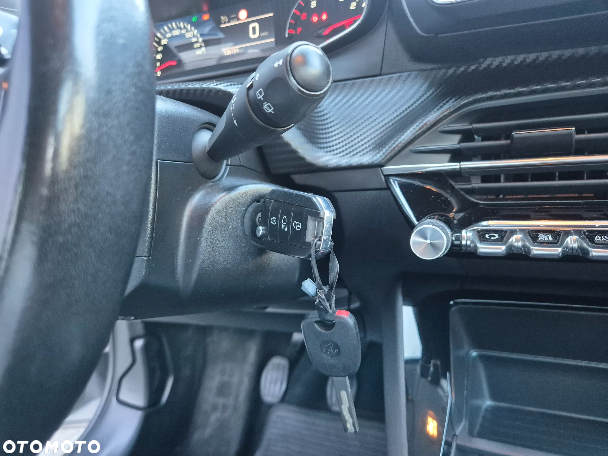 Peugeot 208 1.2 PureTech Active S&S - 24