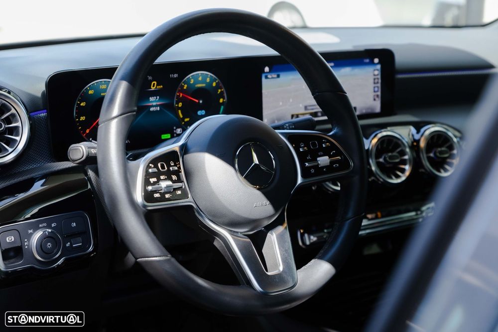 Mercedes-Benz A 250 e Progressive - 14