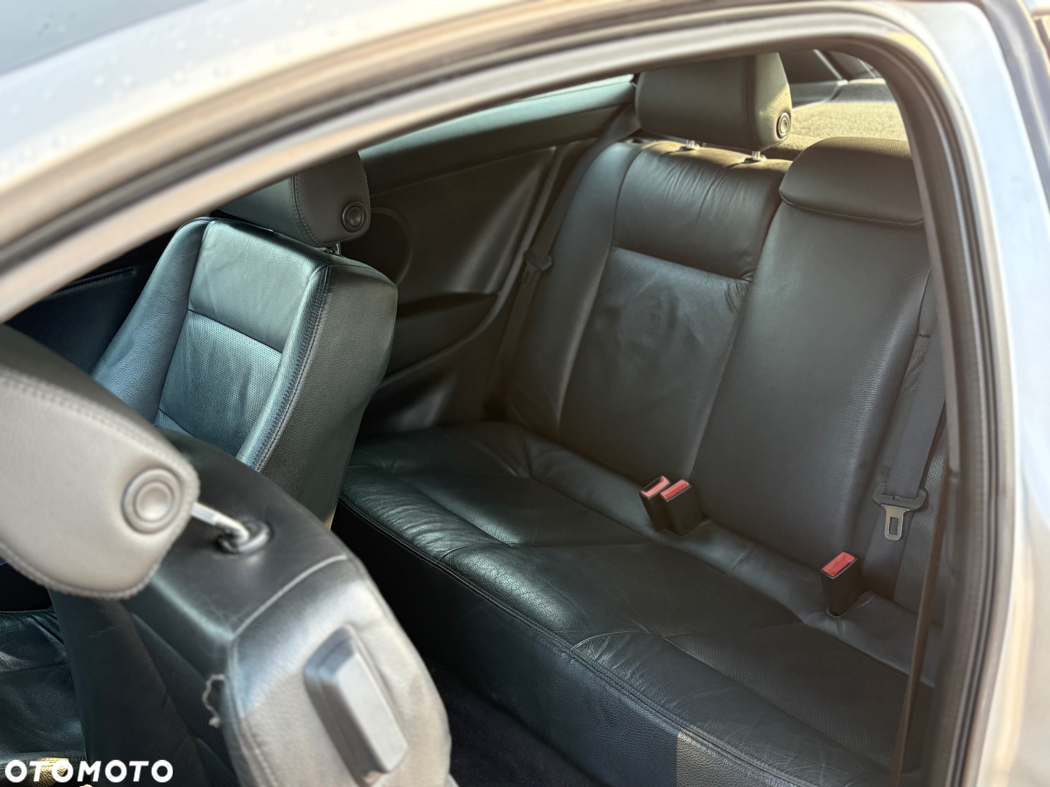 Opel Astra GTC 1.6 Sport - 16