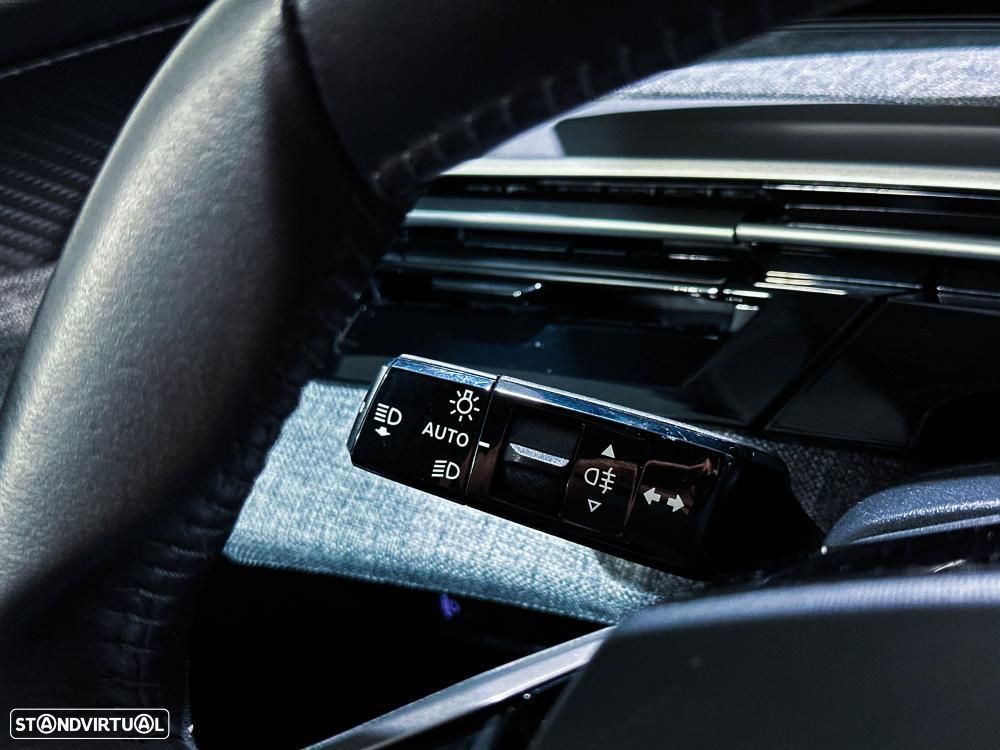 Peugeot 3008 1.2 Hybrid Allure e-DCS6 - 40