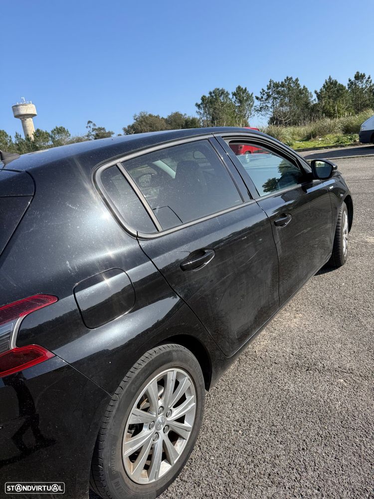 Peugeot 308 PureTech 130 GPF EAT8 Stop & Start Allure - 6