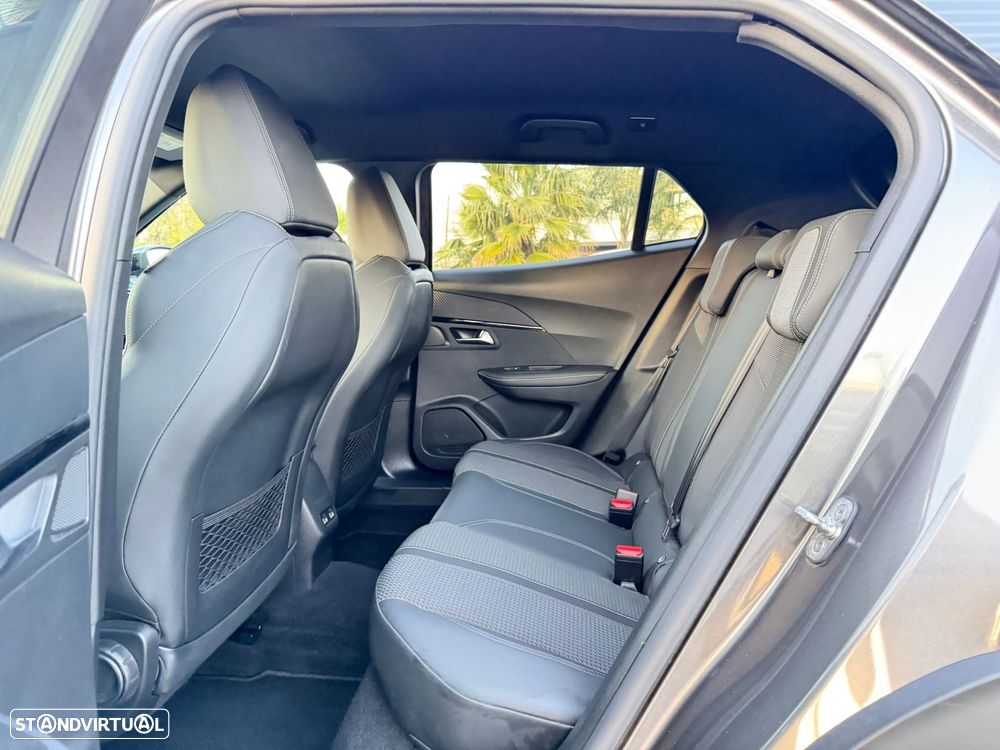 Peugeot 2008 1.2 PureTech GT Line - 25