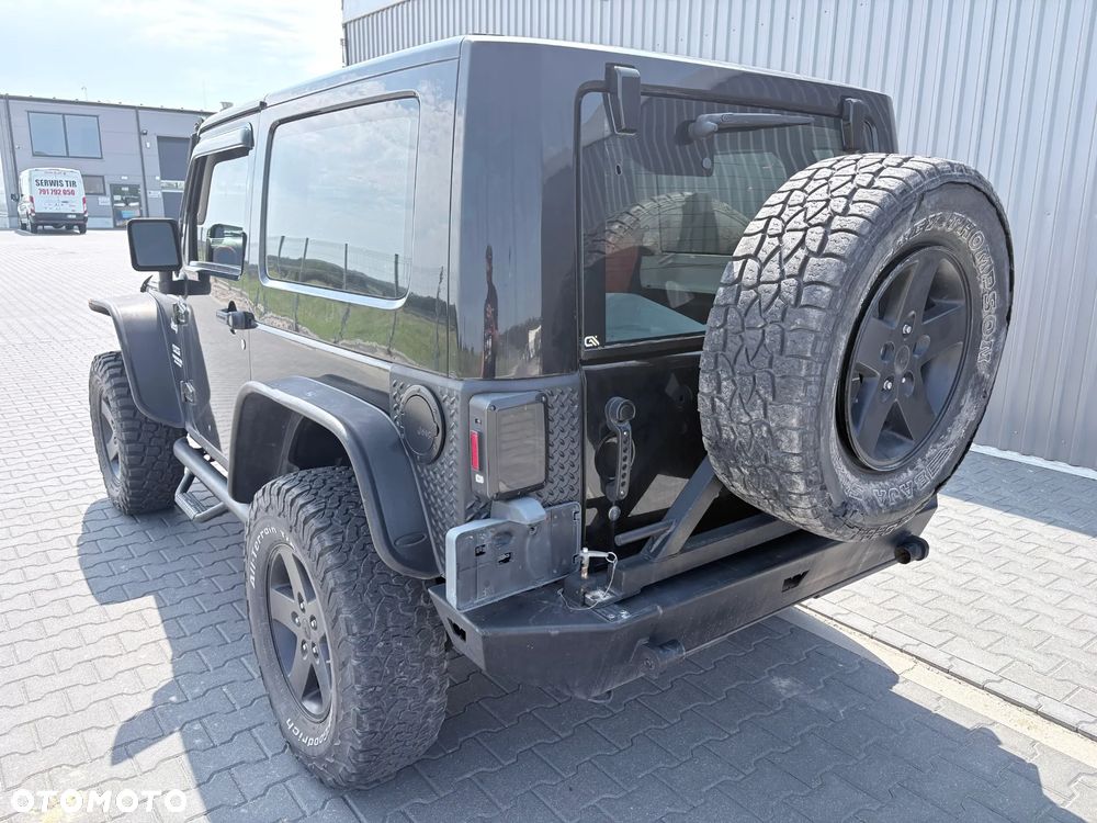 Jeep Wrangler - 4