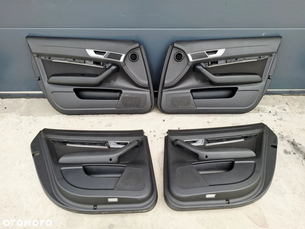 Boczki Drzwi Komplet Czarne Ambiente Audi A6 C6 Kombi/Sedan - 1
