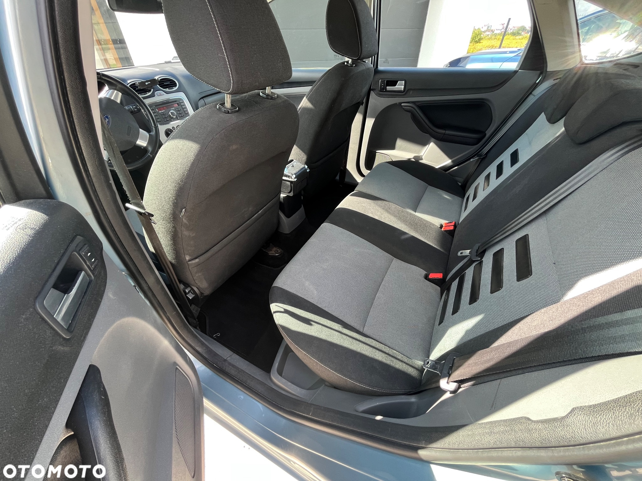 Ford Focus 1.6 16V Ambiente - 10