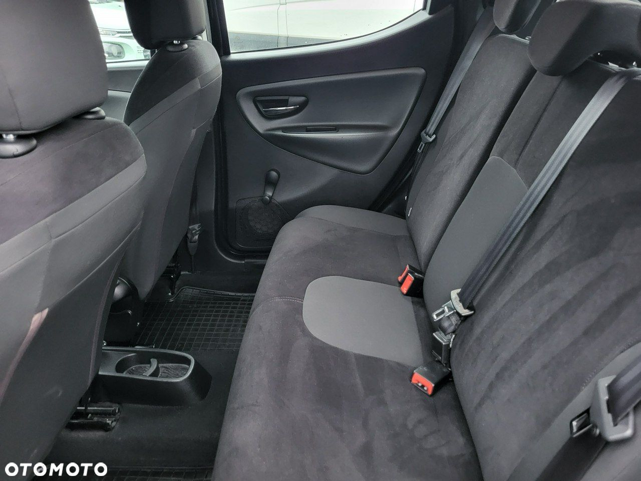 Lancia Ypsilon - 26