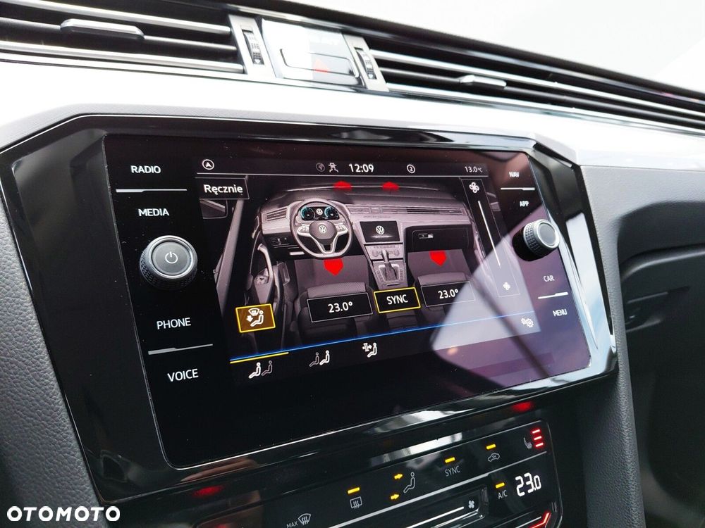 Volkswagen Passat Variant 2.0 TDI Business DSG - 33