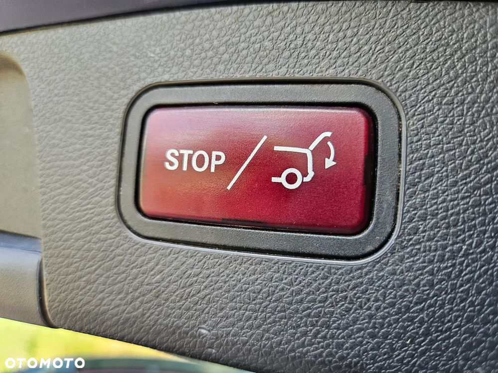 Mercedes-Benz GLA 250 7G-DCT Activity Edition - 38
