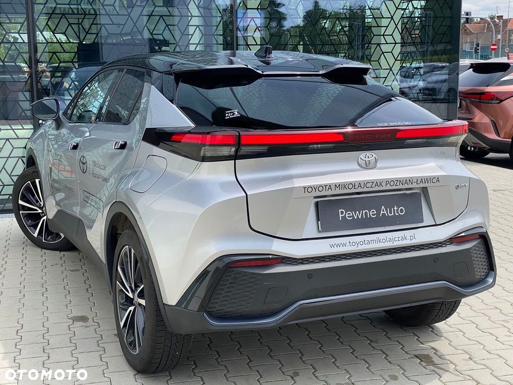 Toyota C-HR - 11