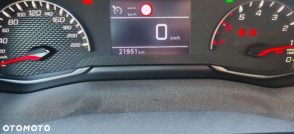 Peugeot 208 1.2 PureTech Active Pack S&S - 6