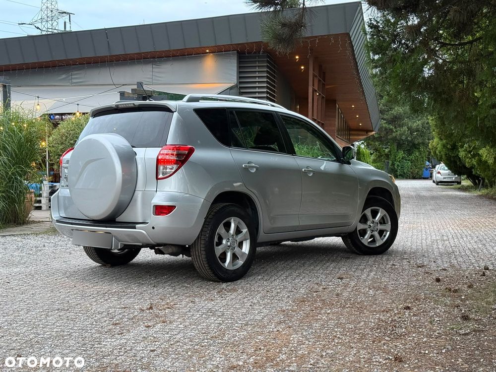 Toyota RAV4 2.0 VVT-i Premium MS - 2