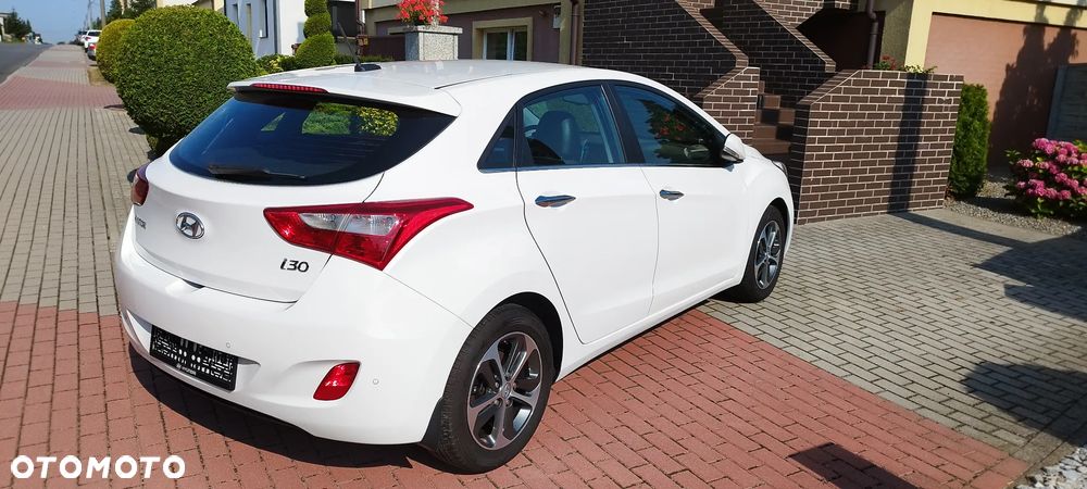 Hyundai i30 1.4 Premium - 4