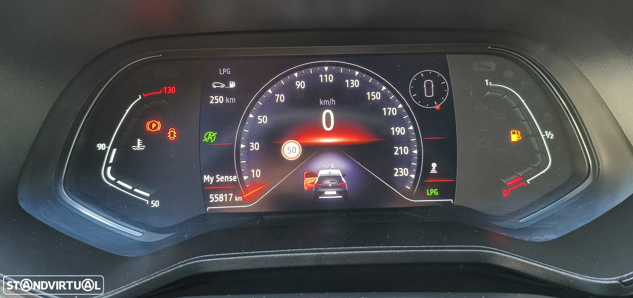 Renault Clio 1.0 TCe Techno Bi-Fuel - 19