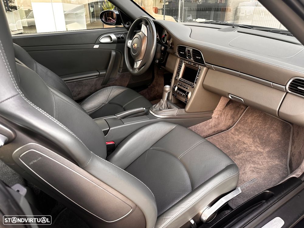 Porsche 911 (997) - 11