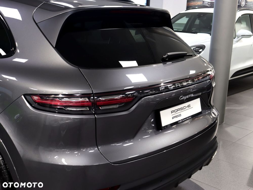 Porsche Cayenne - 36