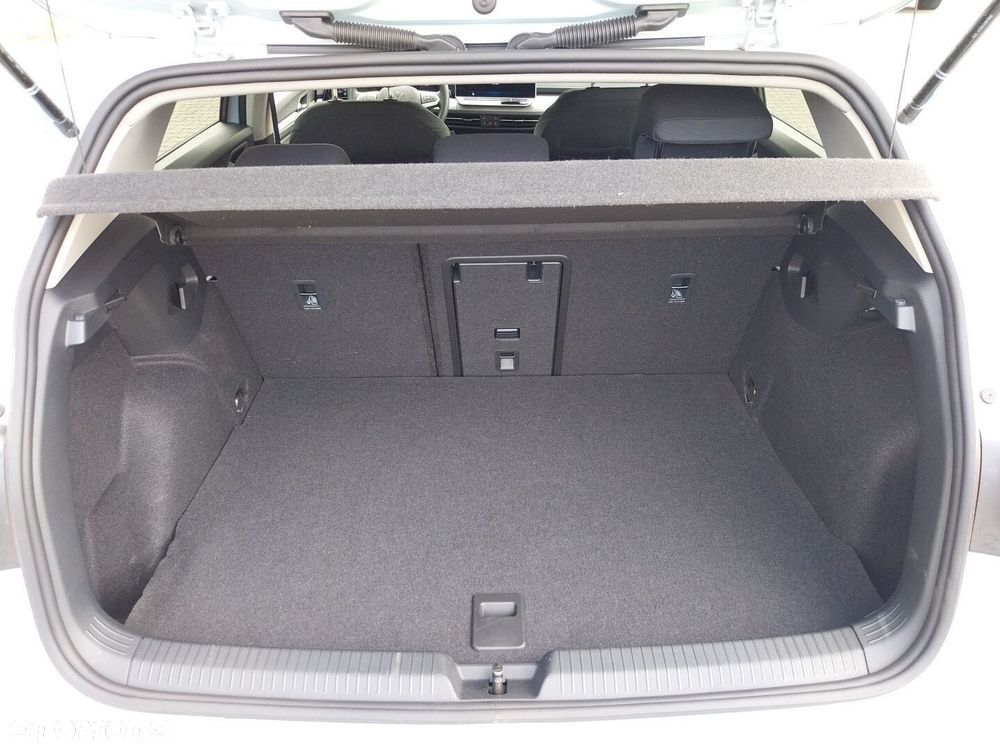 Volkswagen Golf - 10