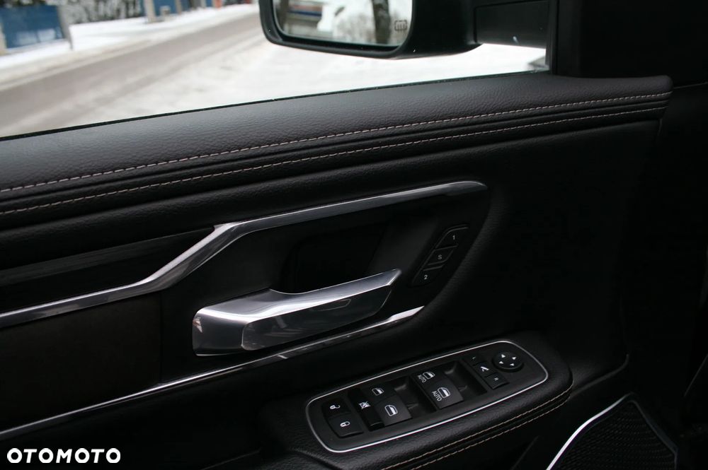 RAM 1500 5.7 Quad Cab Laramie - 20