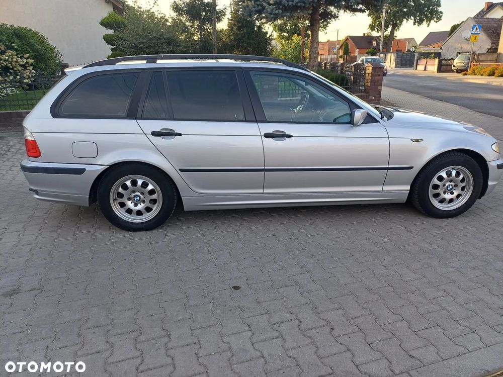 BMW Seria 3 318i Edition Exclusive - 8