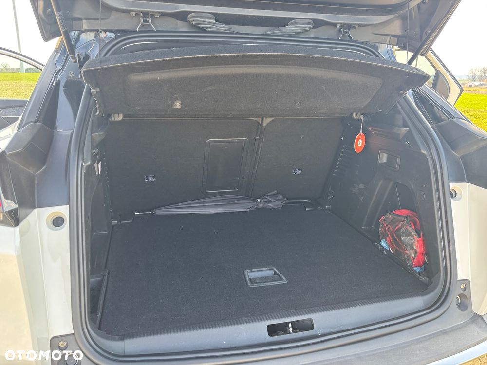 Peugeot 3008 2.0 BlueHDi Allure - 26