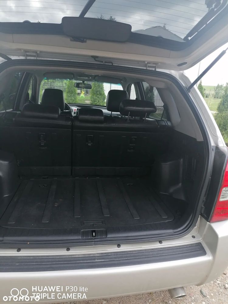 Hyundai Tucson - 2