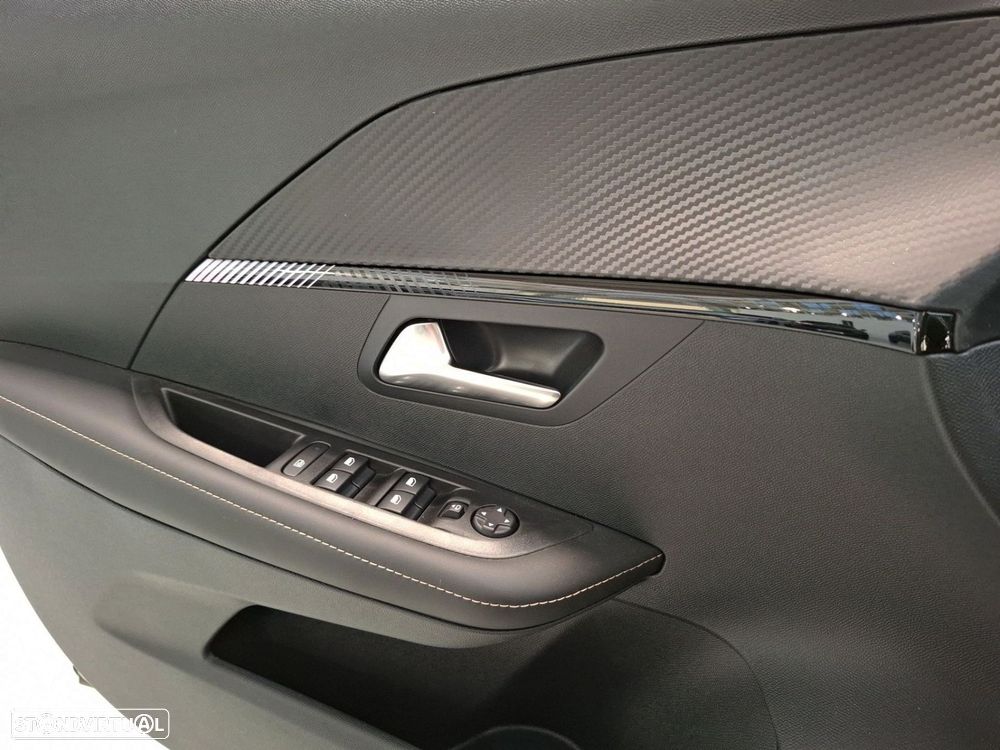 Peugeot 208 1.2 Hybrid Allure e-DCS6 - 22