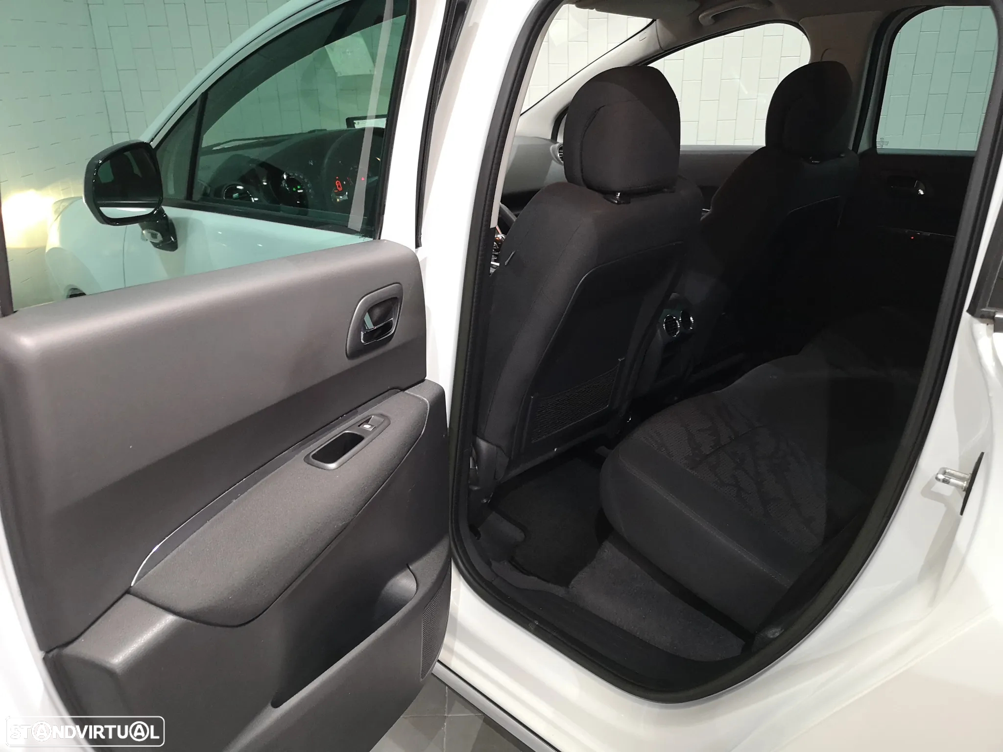 Peugeot 3008 2.0 HDi Hybrid4 88g - 16