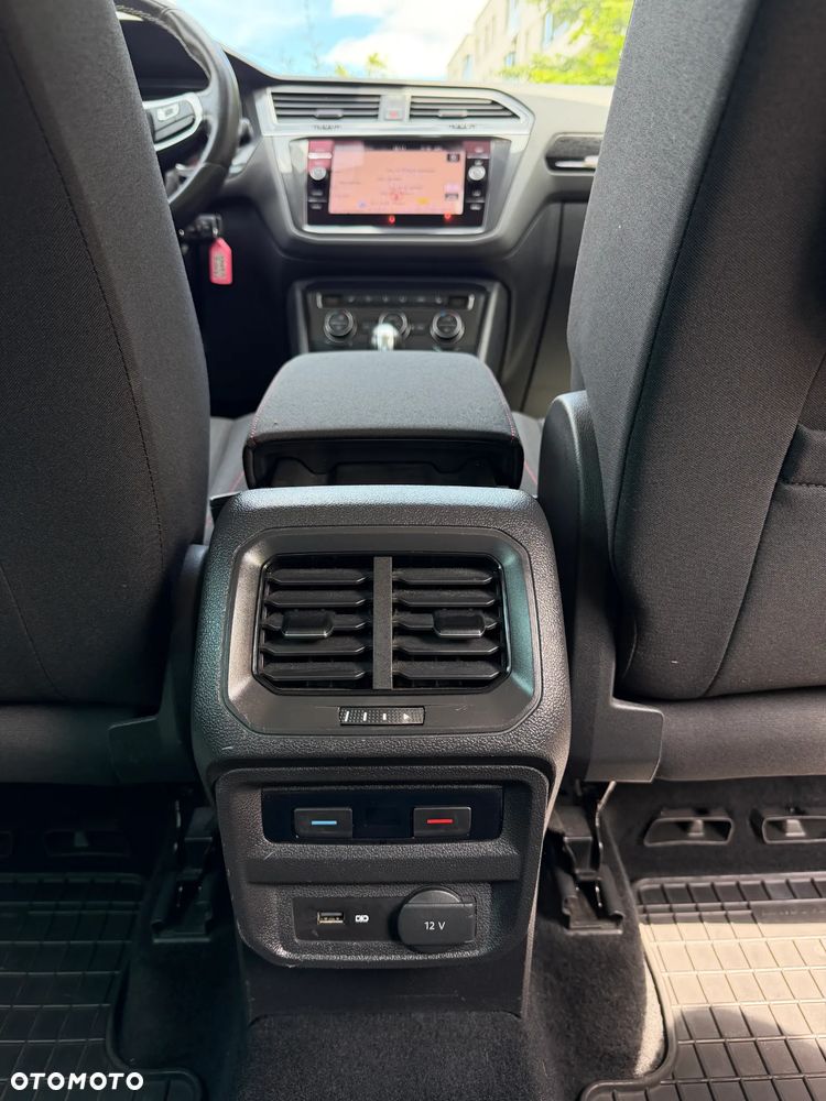 Volkswagen Tiguan 2.0 TDI SCR DSG R-Line - 13