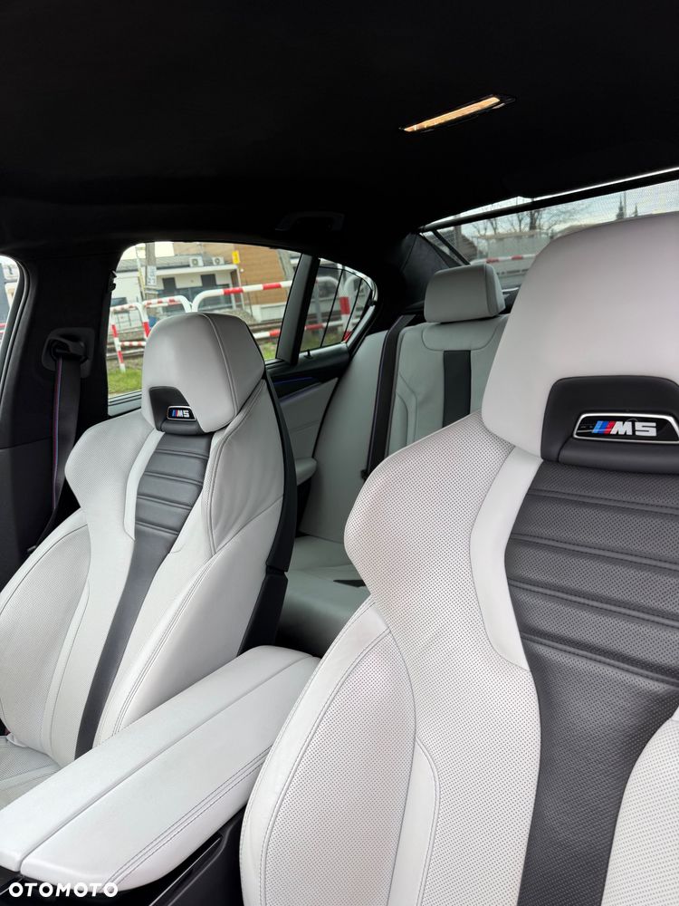 BMW M5 - 12