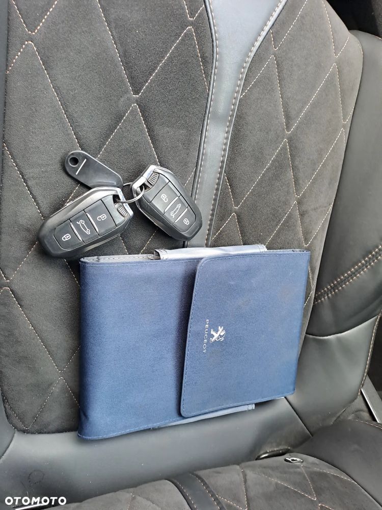 Peugeot 3008 BlueHDi 180 Stop & Start EAT6 GT - 21