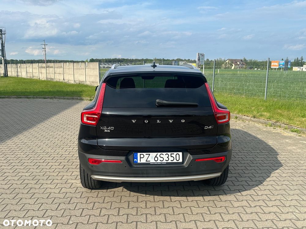 Volvo XC 40 - 4