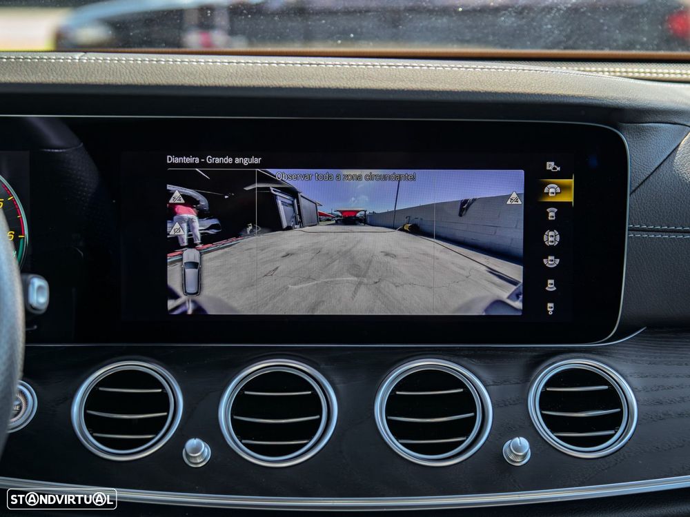 Mercedes-Benz E 300 de 9G-TRONIC AMG Line - 38