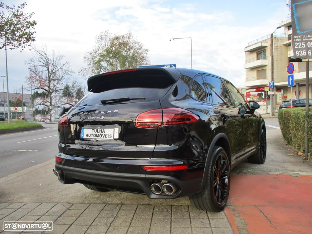 Porsche Cayenne S - 7