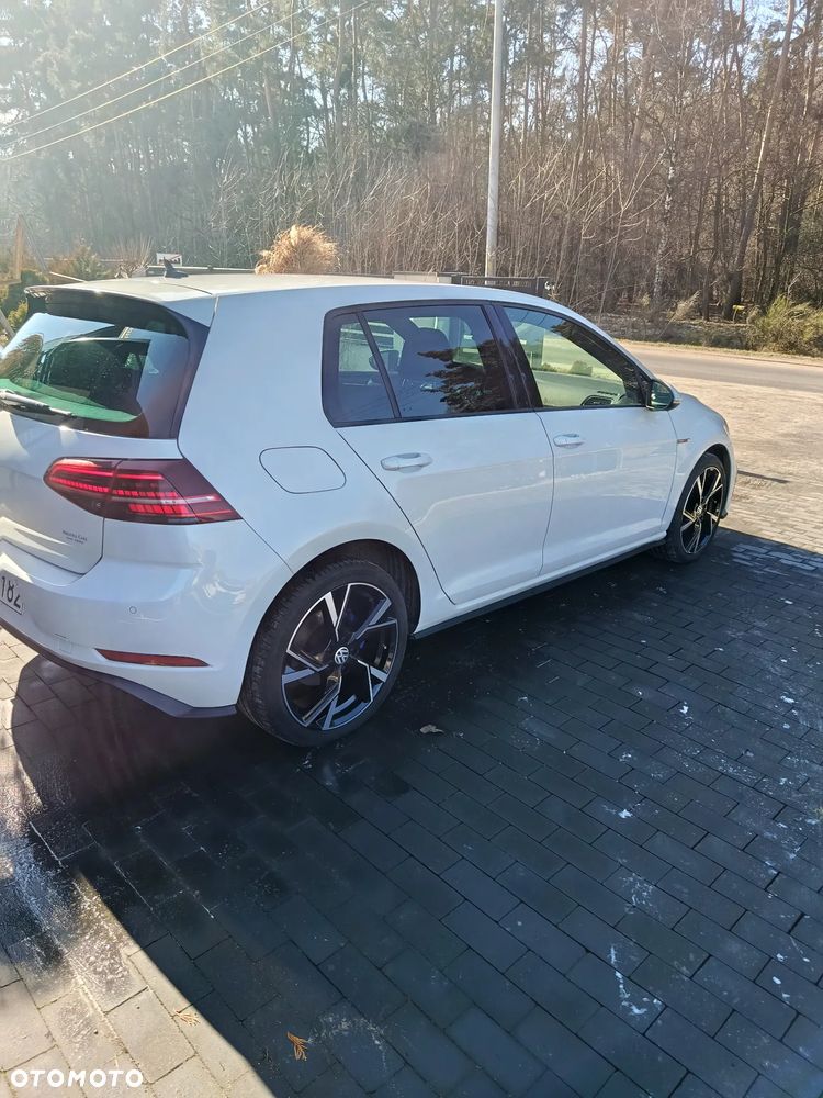 Volkswagen Golf - 21