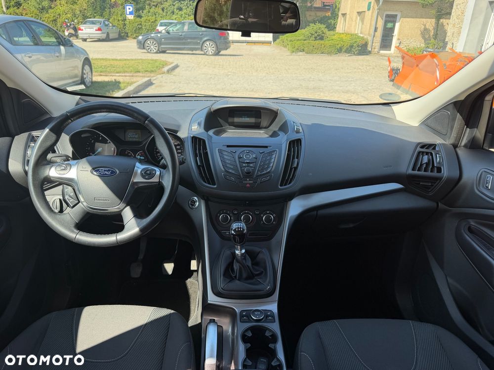Ford Kuga - 28