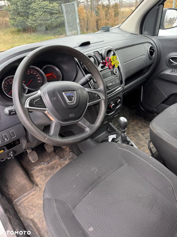 Dacia Lodgy 1.5 Blue dCi Essential S&S - 5