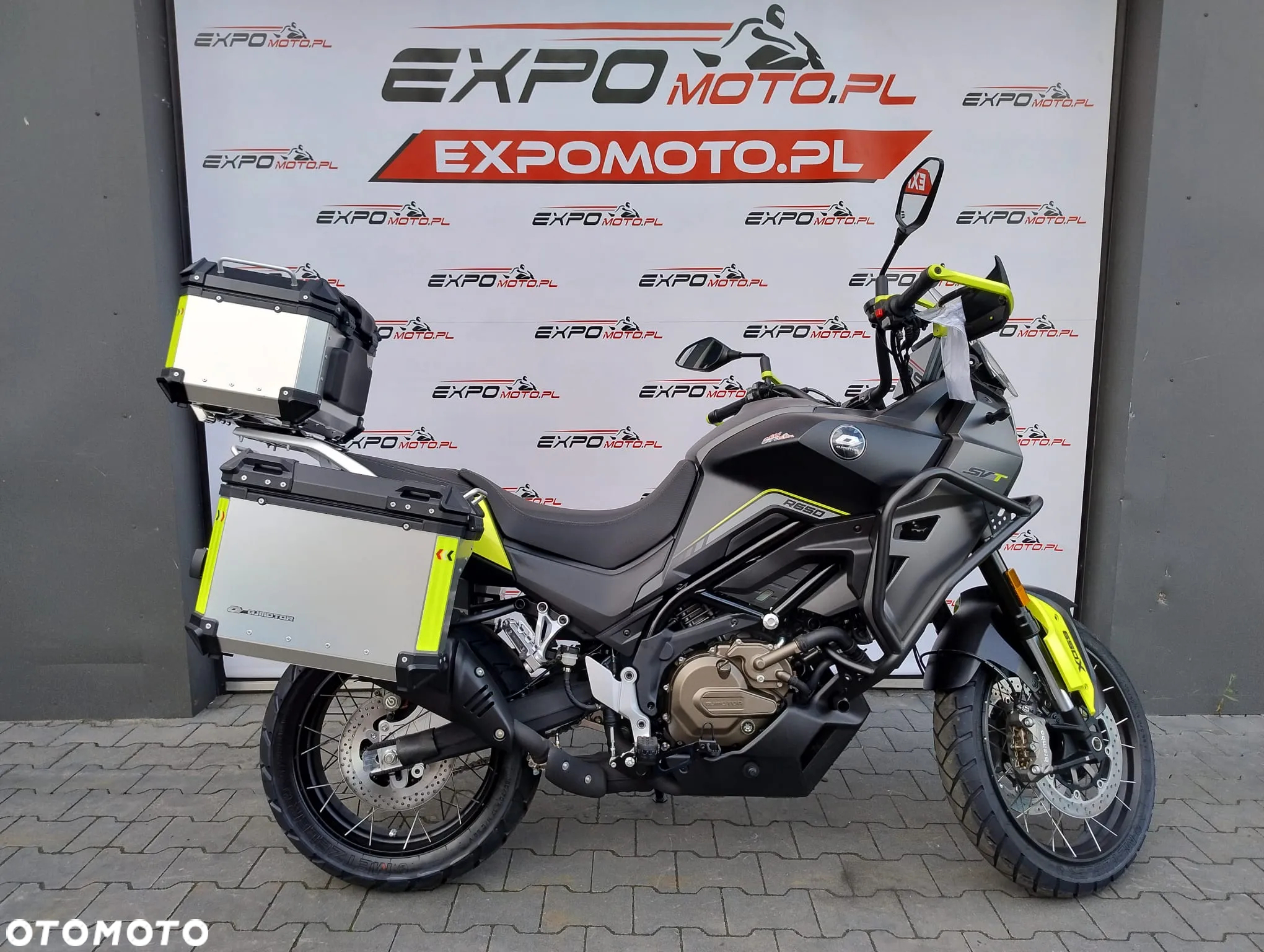 QJMOTOR SVT 650 - 2