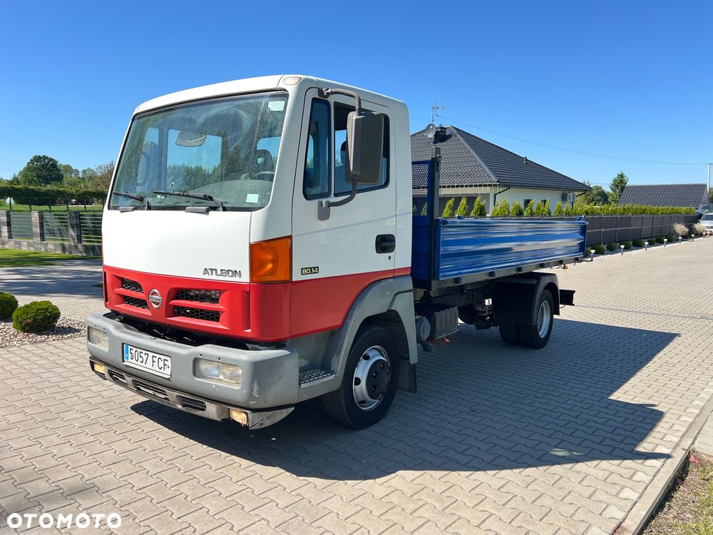 Nissan Atleon - 22