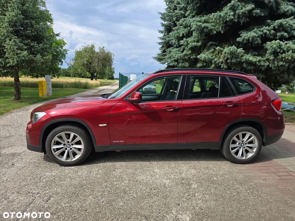 BMW X1 sDrive18i - 9