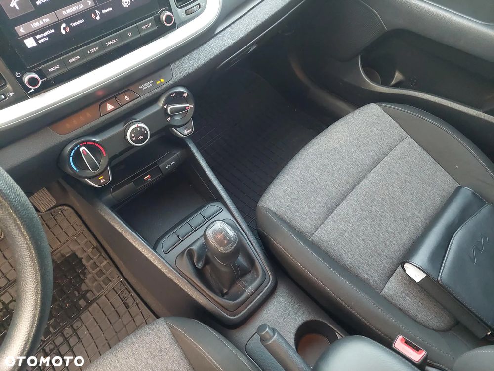 Kia Stonic 1.0 T-GDI L Business Line - 16