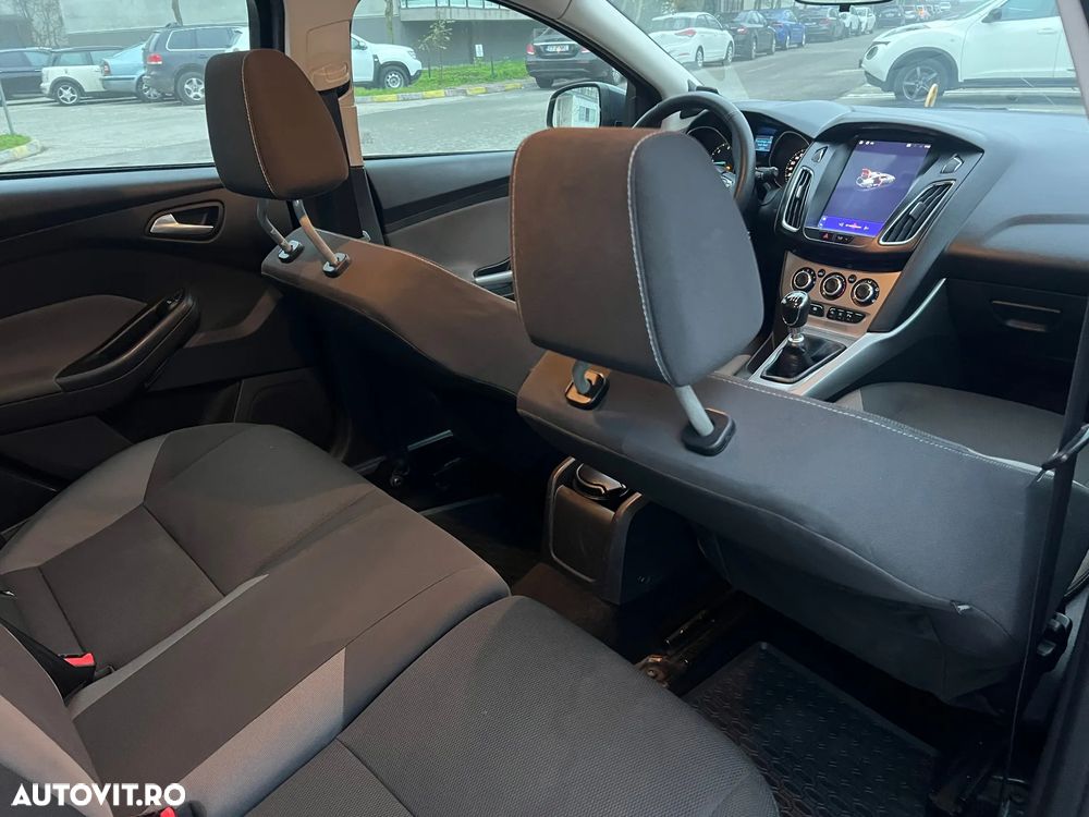 Ford Focus 1.6 TDCI DPF Titanium - 20